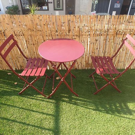 Studio Tout Confort Centre Ville - Balcon, Clim, Tv, Wifi Mazan Eksteriør billede