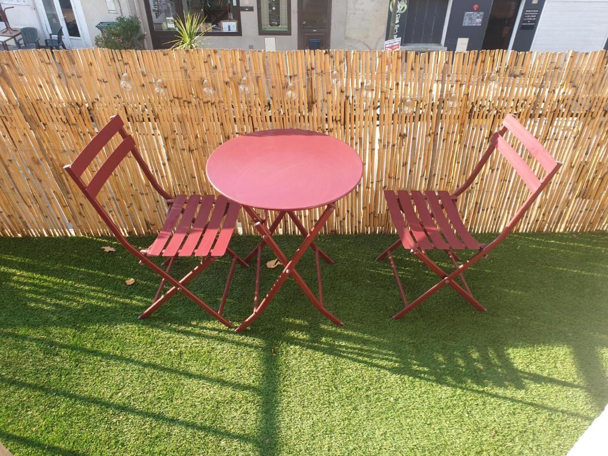 Studio Tout Confort Centre Ville - Balcon, Clim, Tv, Wifi Mazan Eksteriør billede